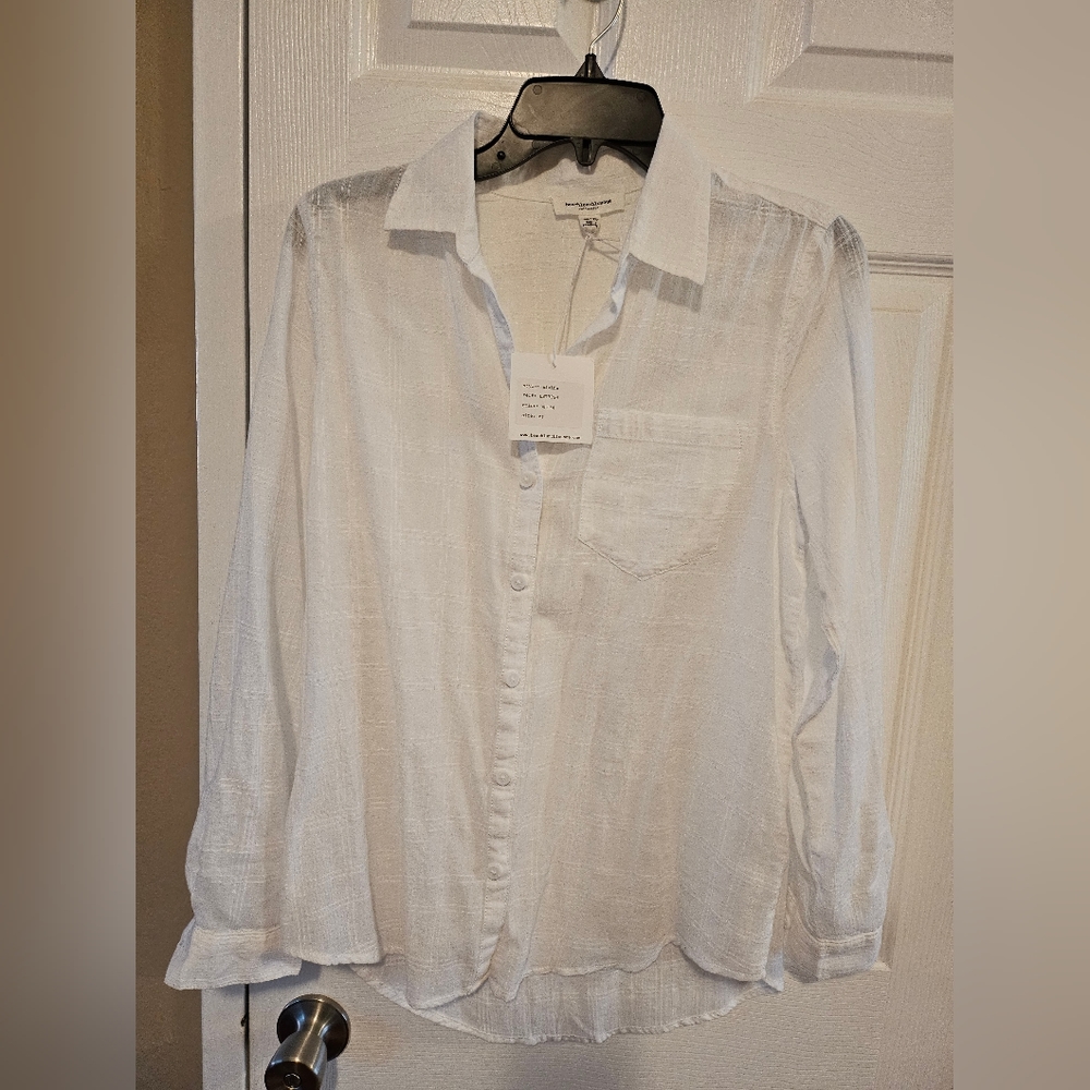 White button shirt- XS - NWT